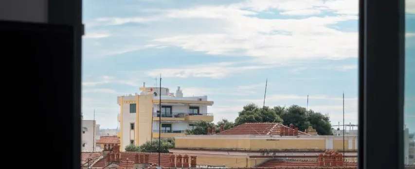 Velvet Luxury Studios Near the City Center by Binobi!