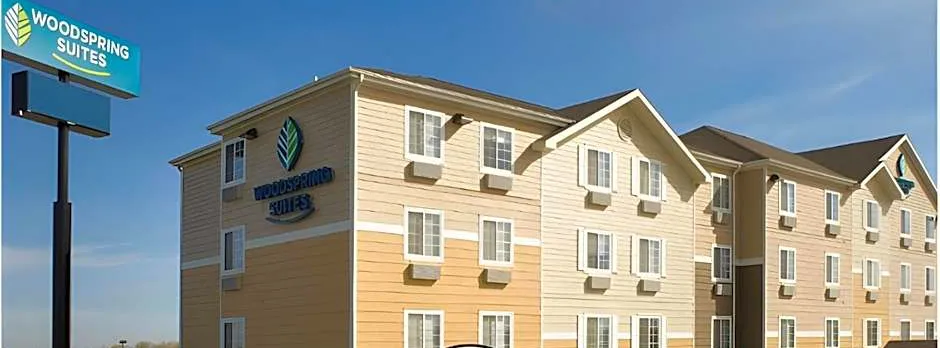 WoodSpring Suites Lincoln Northeast I-80