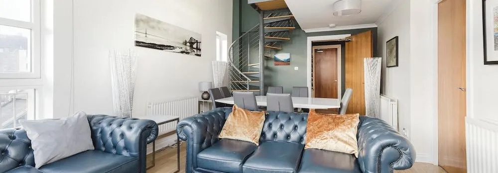 Joivy Ultra Gorgeous 3bd Old Town Apt W Balcony&Parking