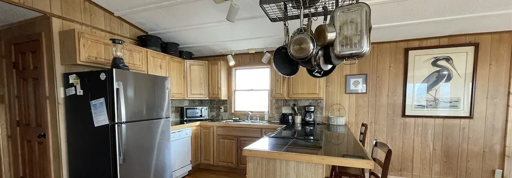 Hatteras Jack 3 Bedroom Cottage by RedAwning