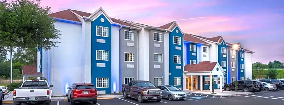 Microtel Inn & Suites By Wyndham Brooksville