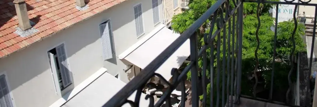 Viva Riviera Residence Commandant André