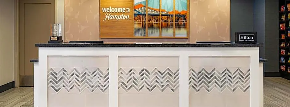 Hampton Inn & Suites La Crosse/Downtown, WI