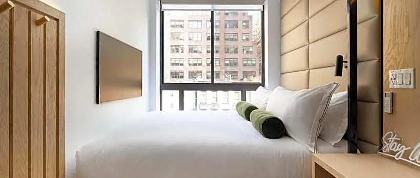 Little Charlie Hotel