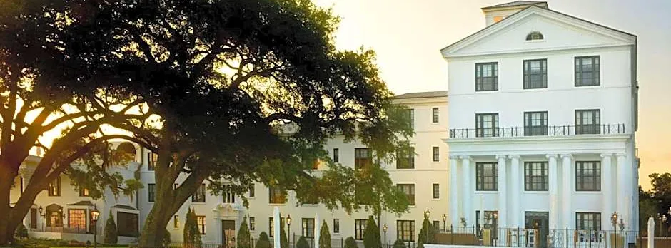White House Hotel