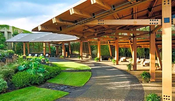 1 Hotel Hanalei Bay