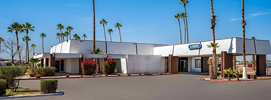 Travelodge by Wyndham Imperial - El Centro