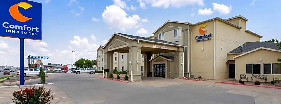 Comfort Inn & Suites Ponca City near Marland Mansion