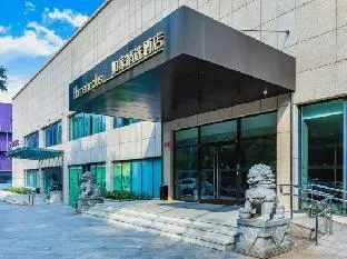 Home Inn Plus Beijing Guangqumennei Metro Station Hongrun
