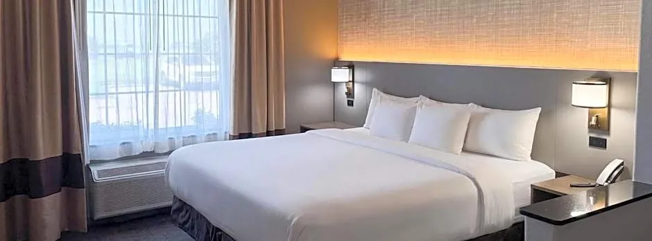 Comfort Suites Galveston Cruise Port Area - Beachside