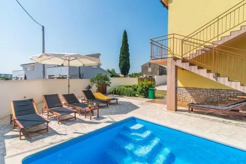 Villa Maredi with pool