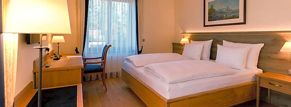 Hotel & Gaststätte zum Erdinger Weißbräu