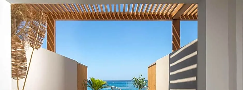 Ammos Suites
