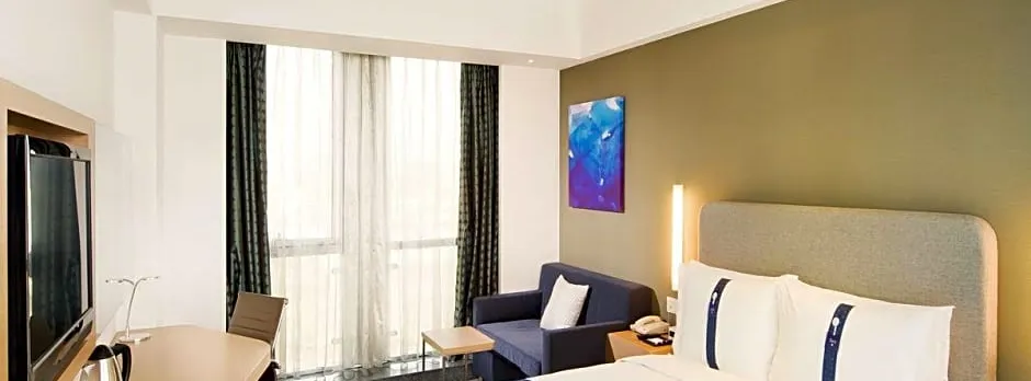 Holiday Inn Express Shanghai Jinsha By IHG
