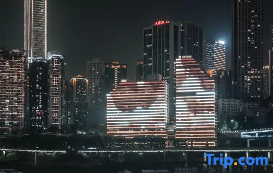 Yiduo Riverview Hotel (Chongqing Liberation Monument Hongya Cave)