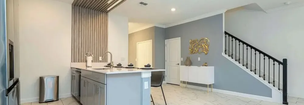 Stunning 4Bd W/ Pool @ Storey Lake 4239
