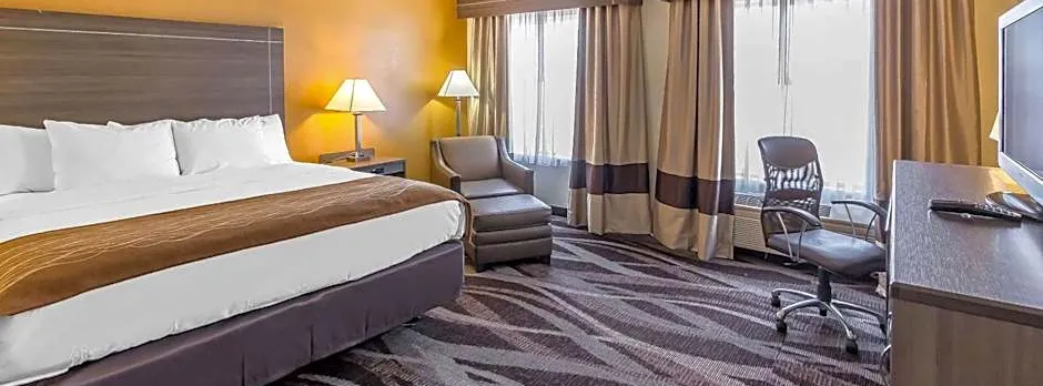 Comfort Inn I-10 EAST Near AT&T Center