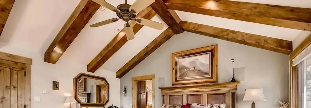 Epic Lake and Mountain Views!