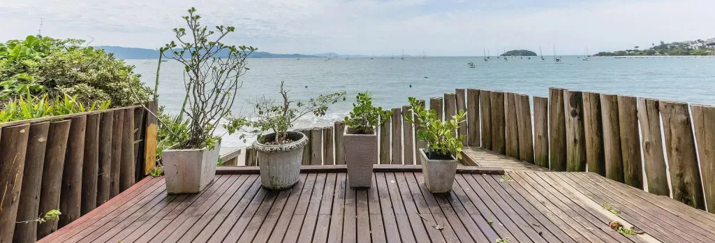 Apto Elegante Com Piscina Frente Mar Jbm304