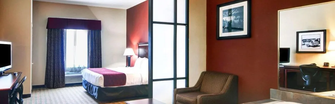 Comfort Suites