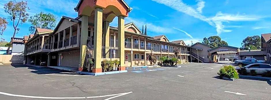 Olive Tree Inn & Suites, a Howard Johnson by Wyndham