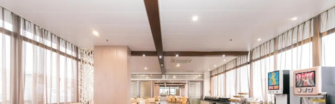 Starway Hotel Shanghai International Tourism Resort Xiupu Road