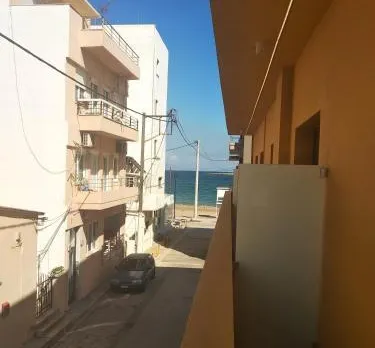 Tellus City Hotel