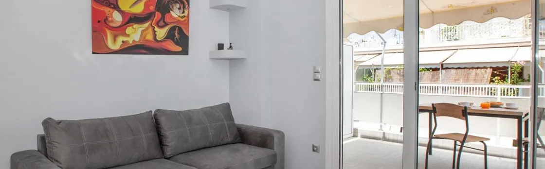 Studio Penthouse Near Acropolis Museum by Ghh
