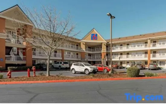 Motel 6 Suites Sacramento Arden Way CA