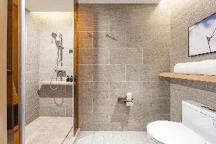 Atour Hotel Hangzhou Qianjiang Century City Zhenning Road
