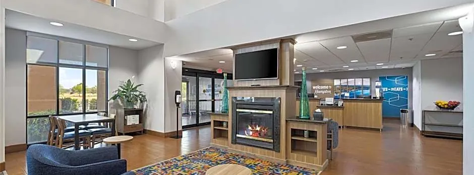 Hampton Inn & Suites Madera