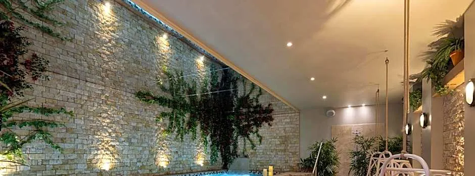 Royal Madeleine Hotel & Spa