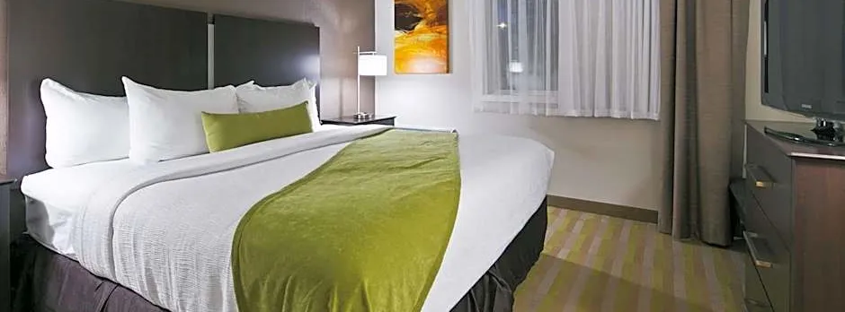 Best Western Harvest Inn & Suites