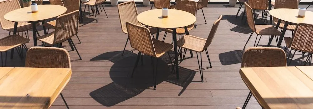 Arya Stadium Hotel