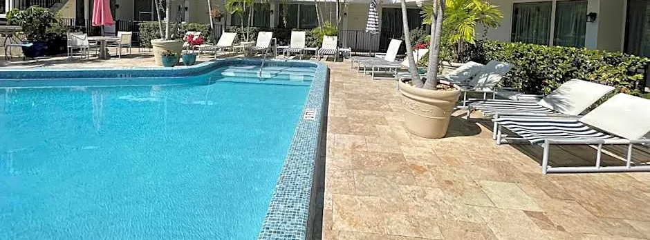 Ocean Mile Hotel
