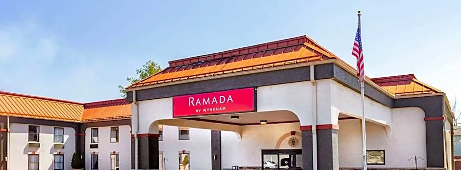 Ramada by Wyndham Hendersonville