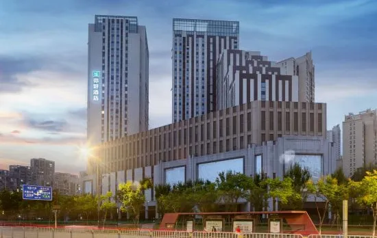 Ni Hao Hotel (Wuhan Railway Station Yangchunhu Road)