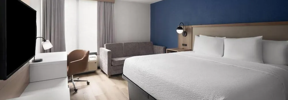 La Quinta Inn & Suites by Wyndham Myrtle Beach