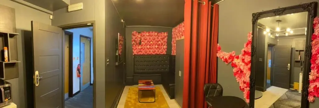 WNS Hotel