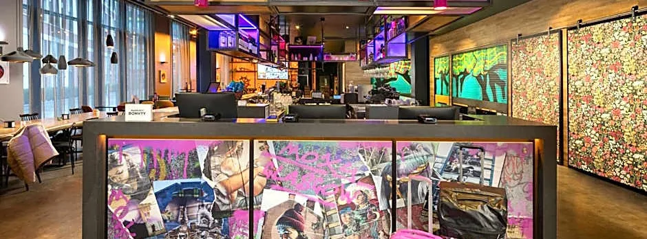 Moxy Glasgow Merchant City