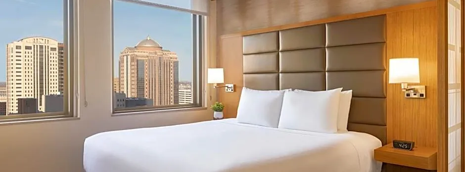 Hyatt Place Houston Downtown