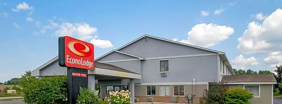 Econo Lodge Traverse City South