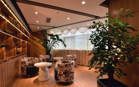 Aixiang Hotel (Shanghai Yueyang Hospital Branch)