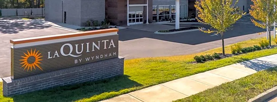 La Quinta Inn & Suites by Wyndham Olive Branch