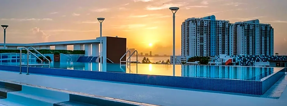 Residence Inn by Marriott Miami Beach South Beach