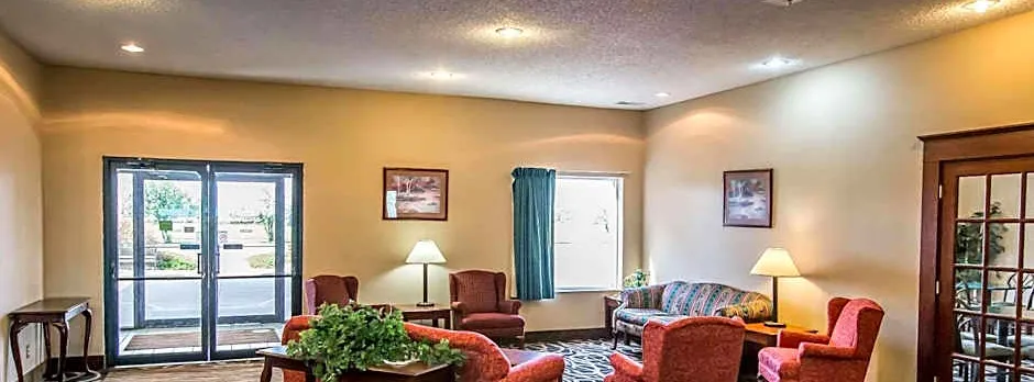 Quality Inn & Suites Mendota near I-39
