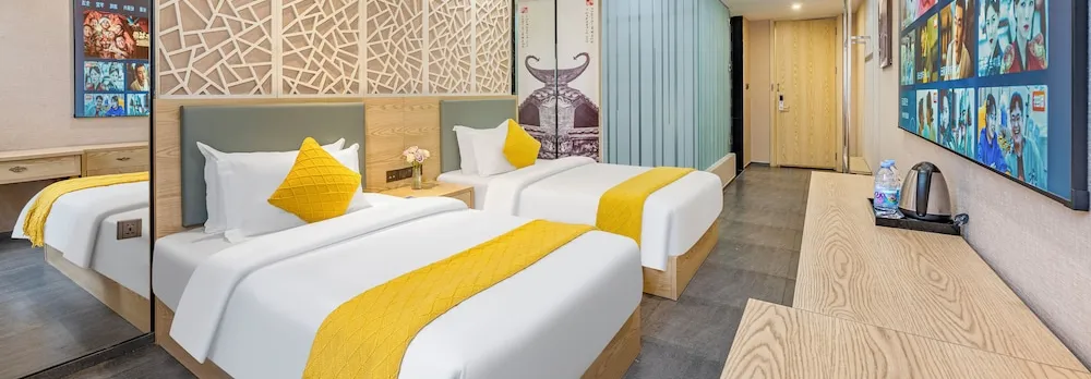 Lemon Breeze Hotel