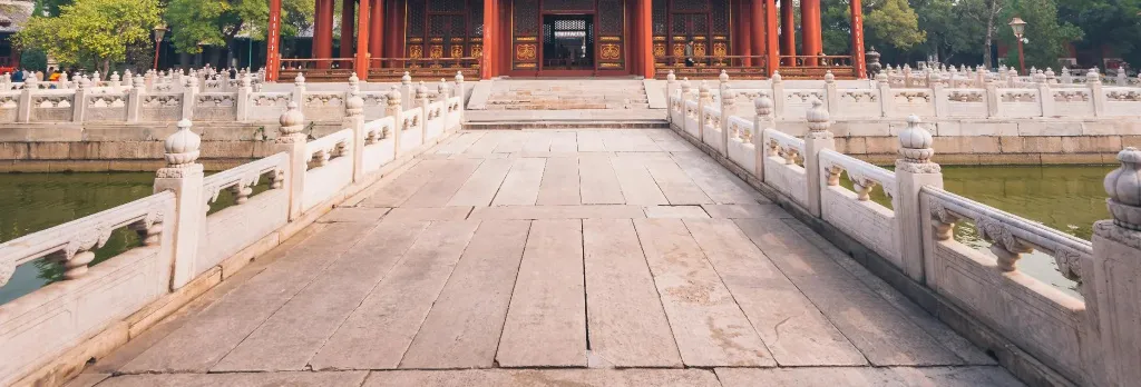 Chonpines Hotel (Beijing Wangfujing Nanluoguxiang Store)
