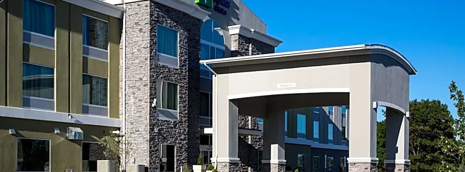 Holiday Inn Express & Suites Carlisle By IHG