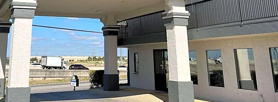Days Inn by Wyndham San Antonio Interstate Hwy 35 North